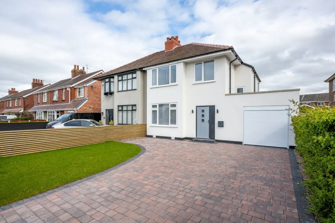3 bed house for sale, Liverpool Road South, Burscough, L40