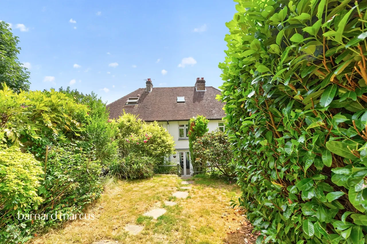 Garlands Road, Redhill, RH1, photo 7