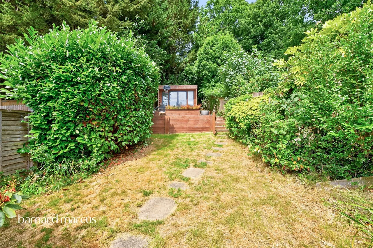 Garlands Road, Redhill, RH1, photo 14