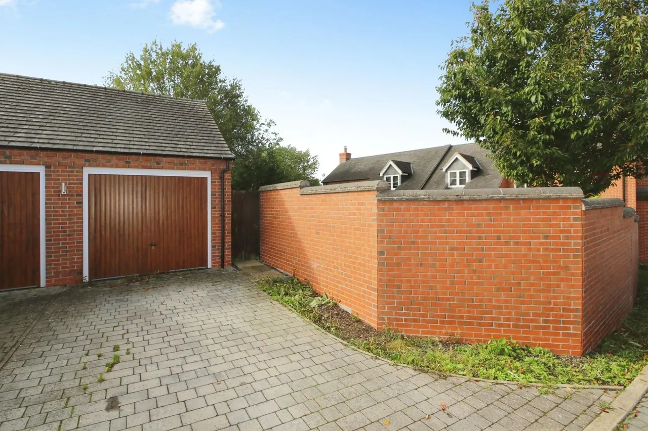 Iris Close, Appleby Magna, DE12, photo 16