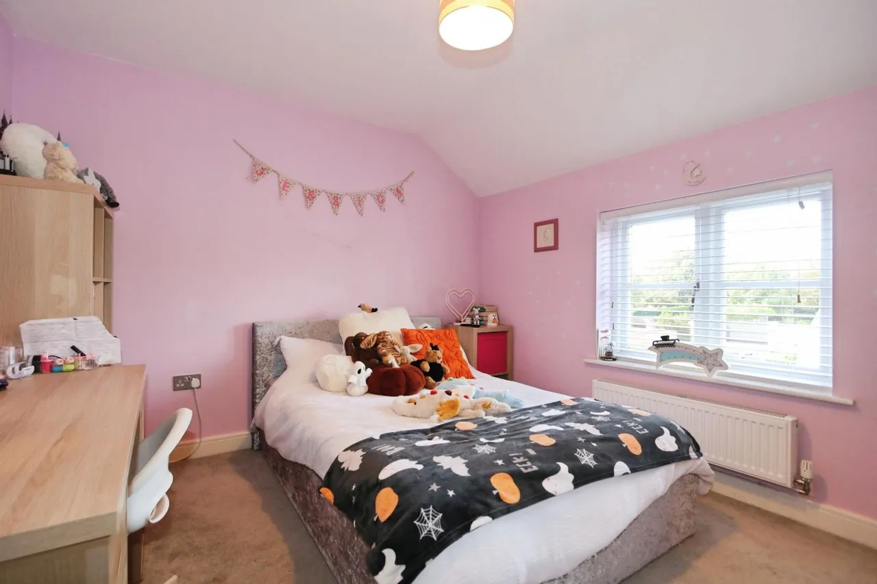 Iris Close, Appleby Magna, DE12, photo 11