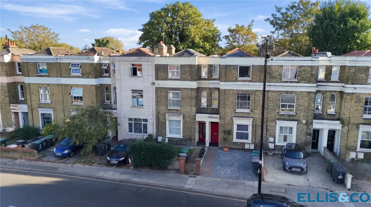 Philip Lane, London, N15, photo 12