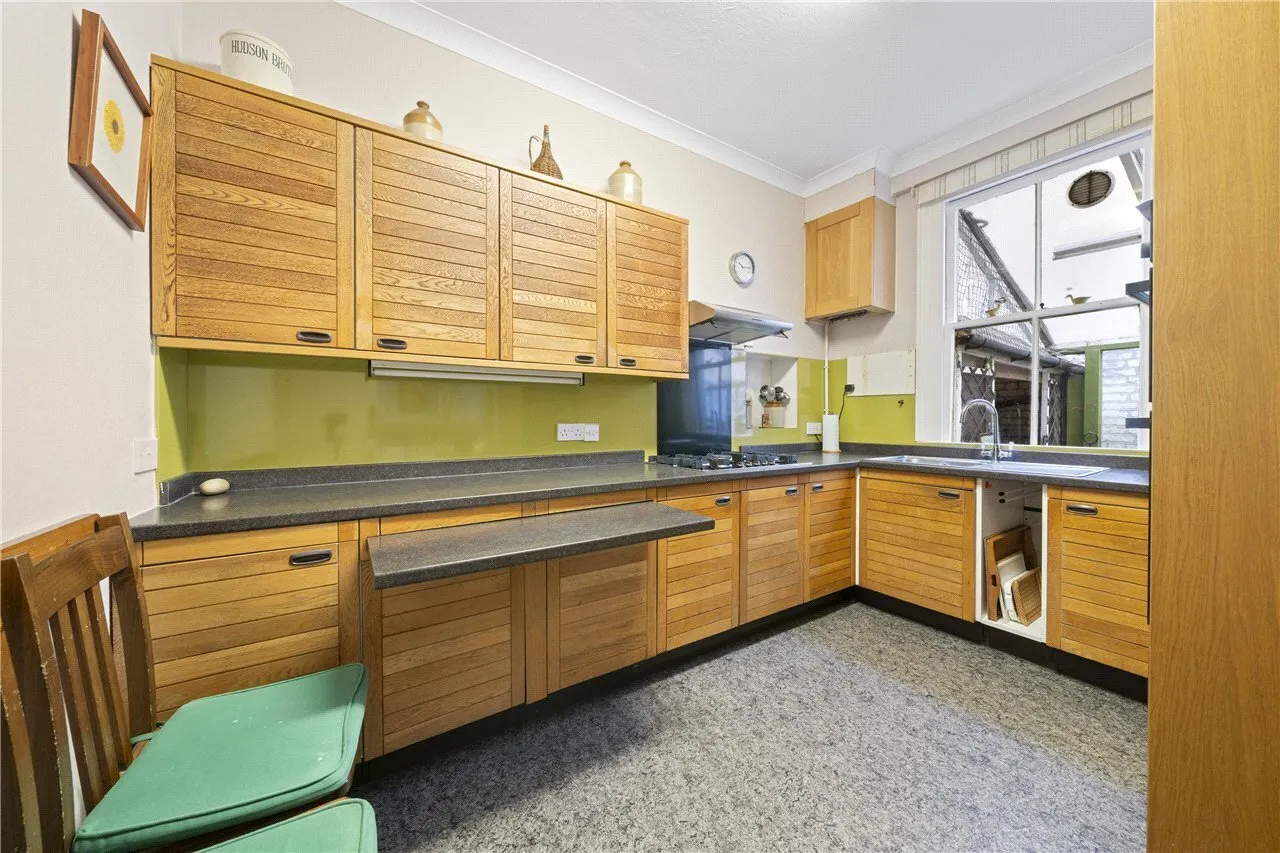 Hook Road, Surbiton, KT6, photo 8