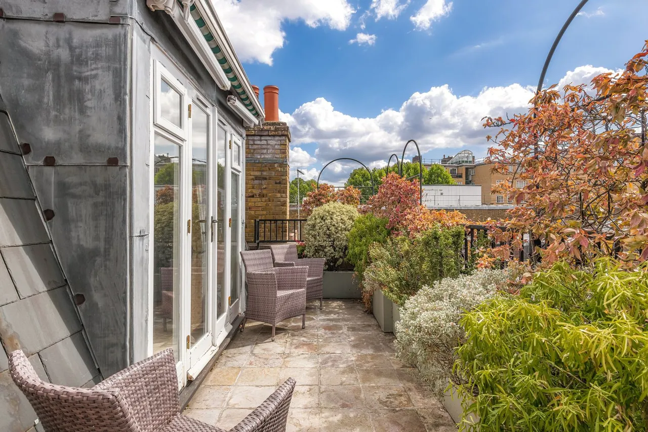 Trafalgar Gardens, South End Row, Kensington, London, W8 5BX, photo 2