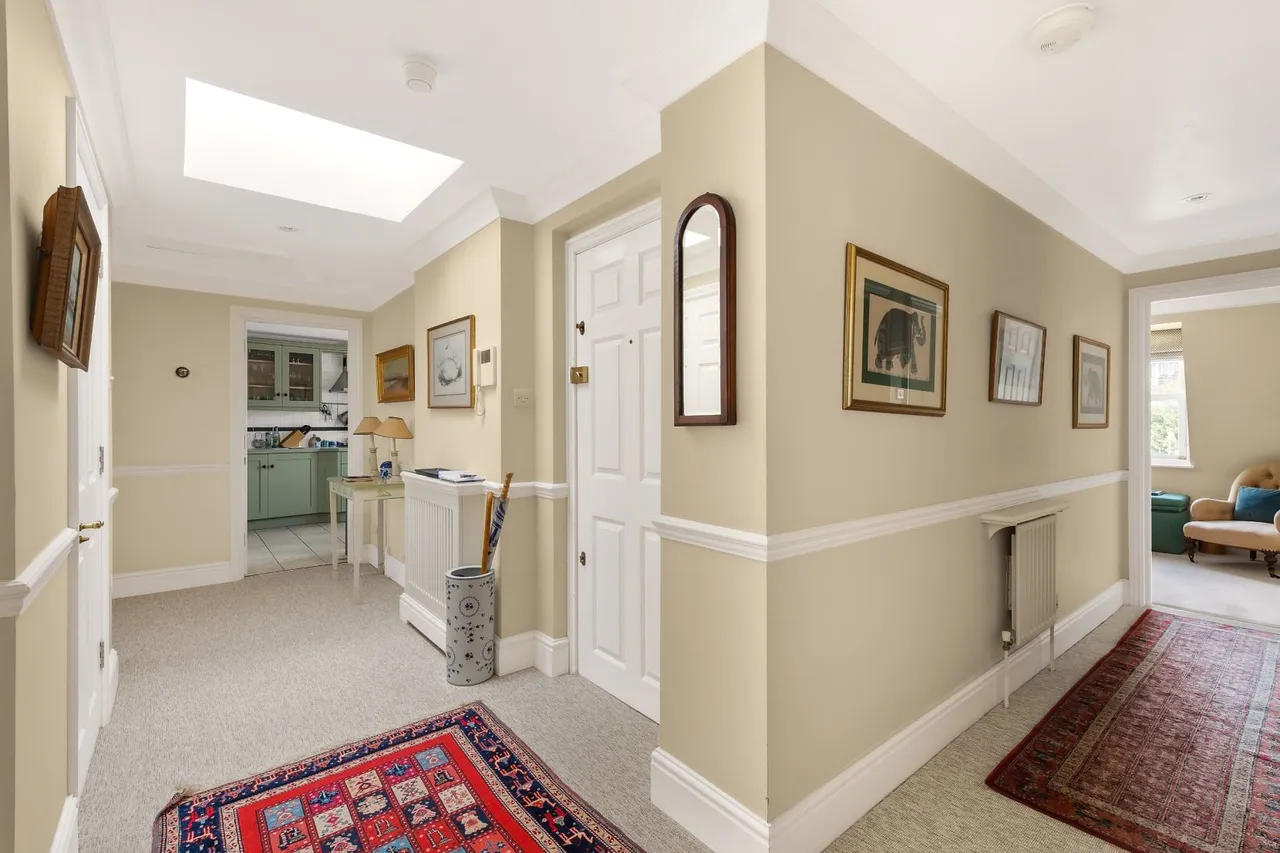 Trafalgar Gardens, South End Row, Kensington, London, W8 5BX, photo 11
