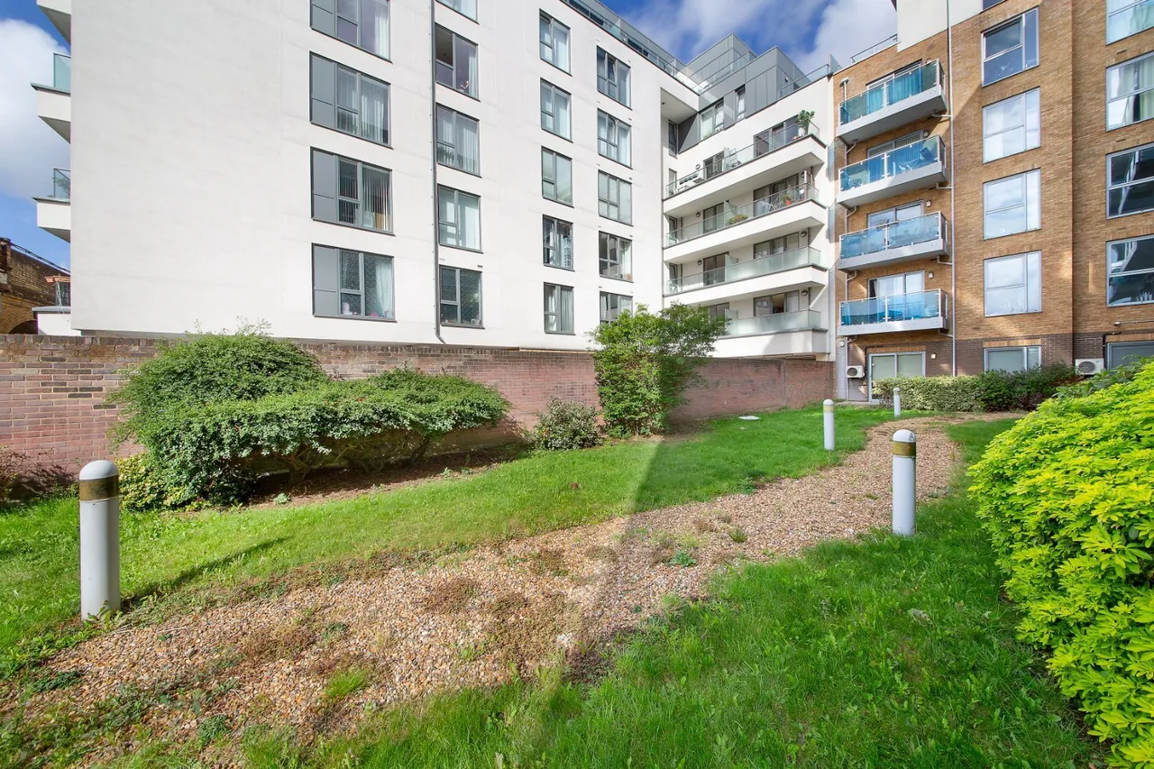 1 bed flat for sale, Glenthorne Road, London, W6