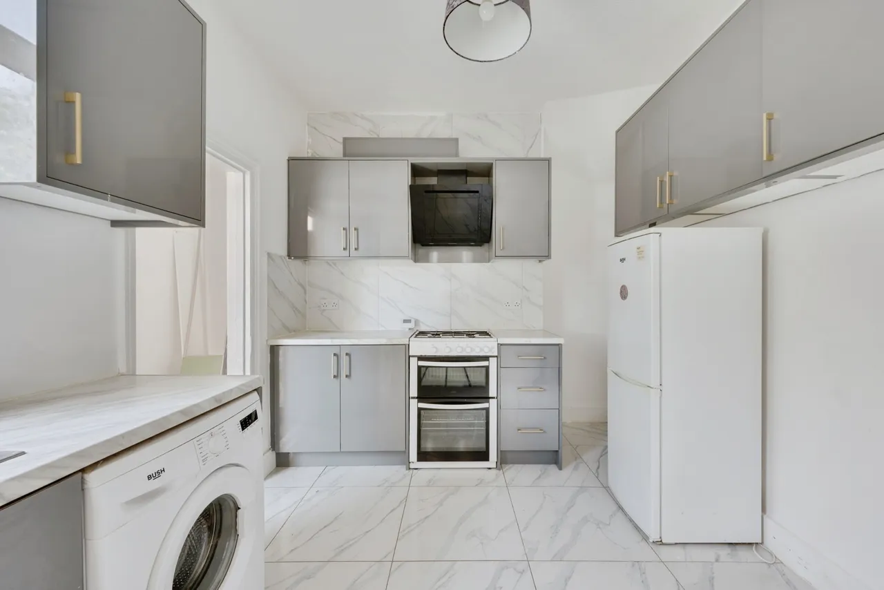 3 bed house for sale, Vicarage Road, Sutton, SM1