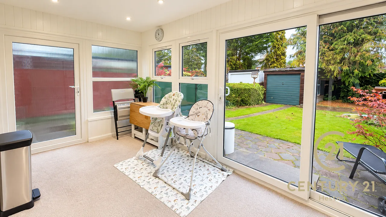 Harvey Road, Uxbridge, UB10, photo 11