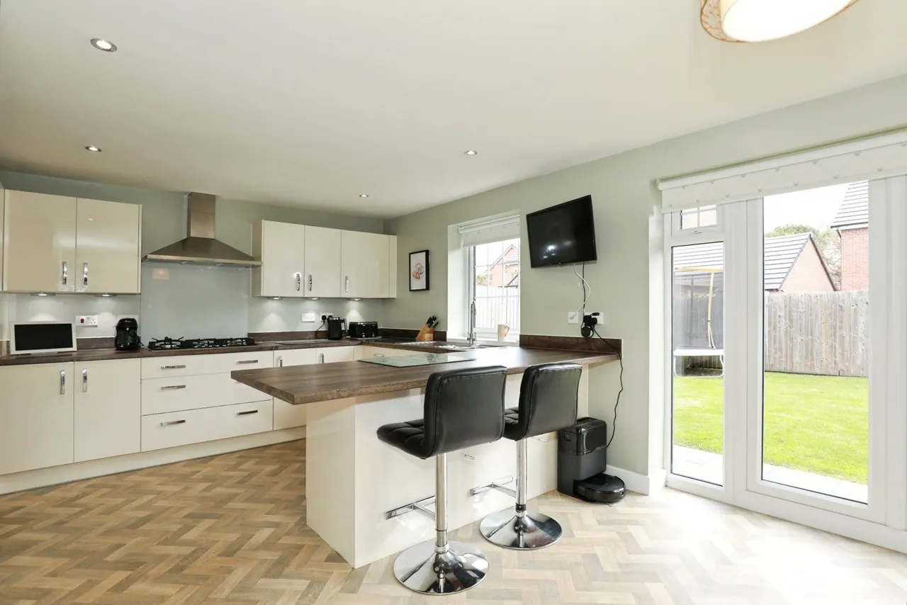 Thalia Avenue, Stapeley, Nantwich, Cheshire, CW5, photo 5