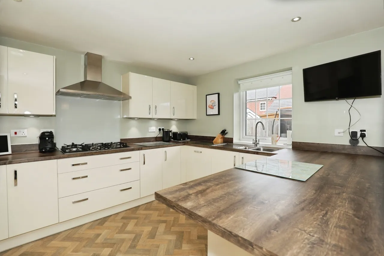 Thalia Avenue, Stapeley, Nantwich, Cheshire, CW5, photo 4