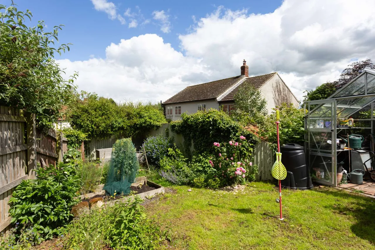 Church Hill, Crayke, YO61, photo 20