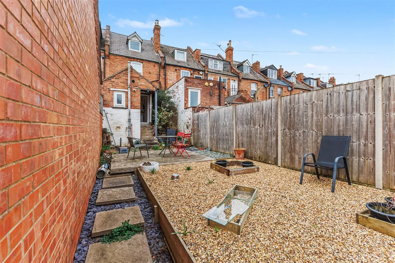 Emscote Road, Warwick, photo 5
