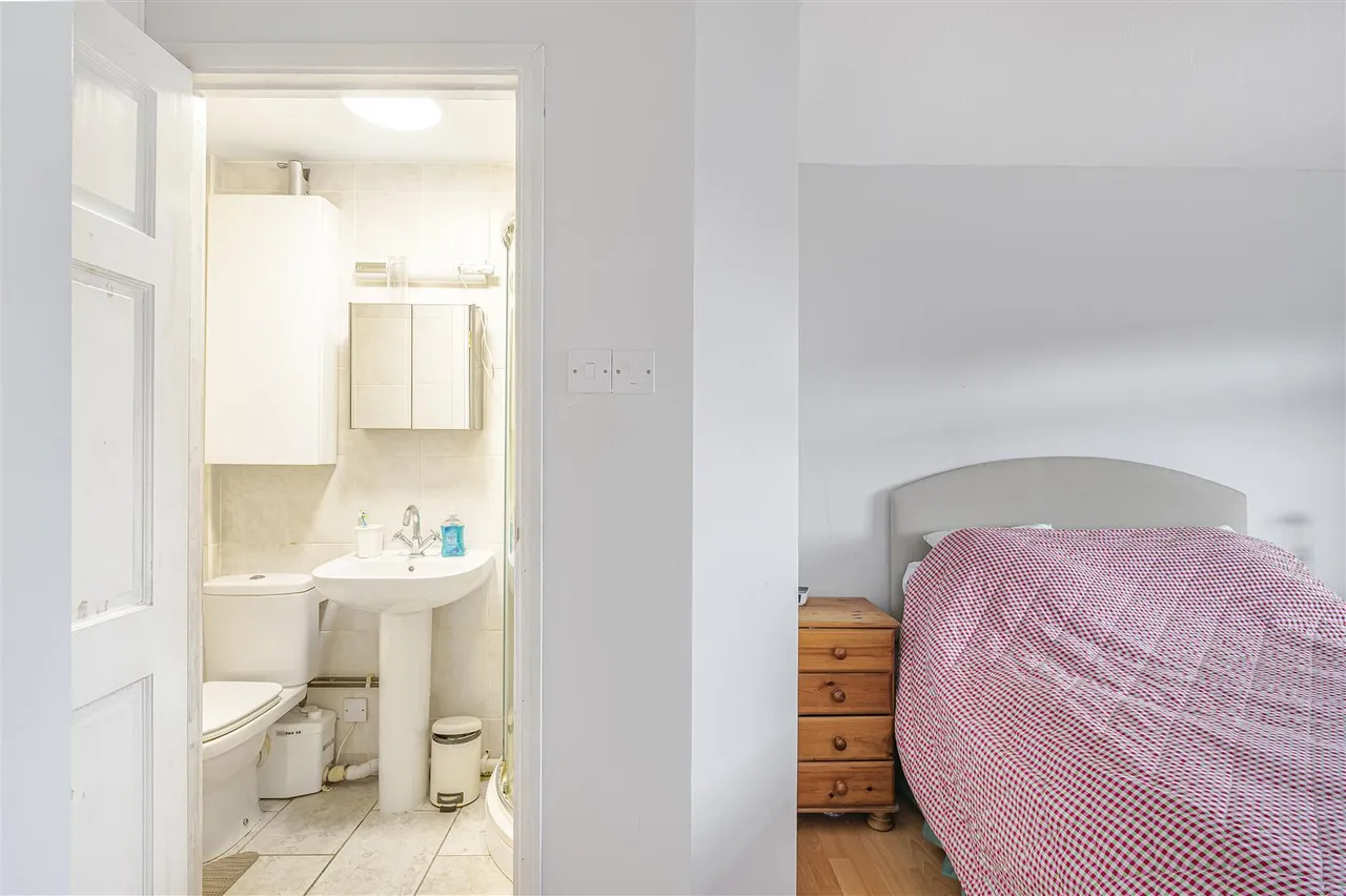 St. Margarets Rise, Seaford, photo 17