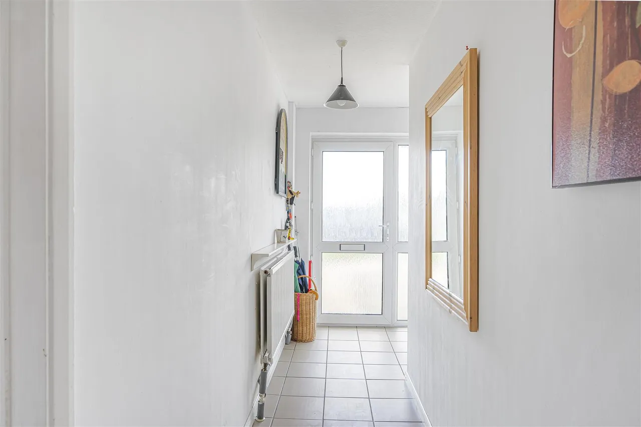 St. Margarets Rise, Seaford, photo 14