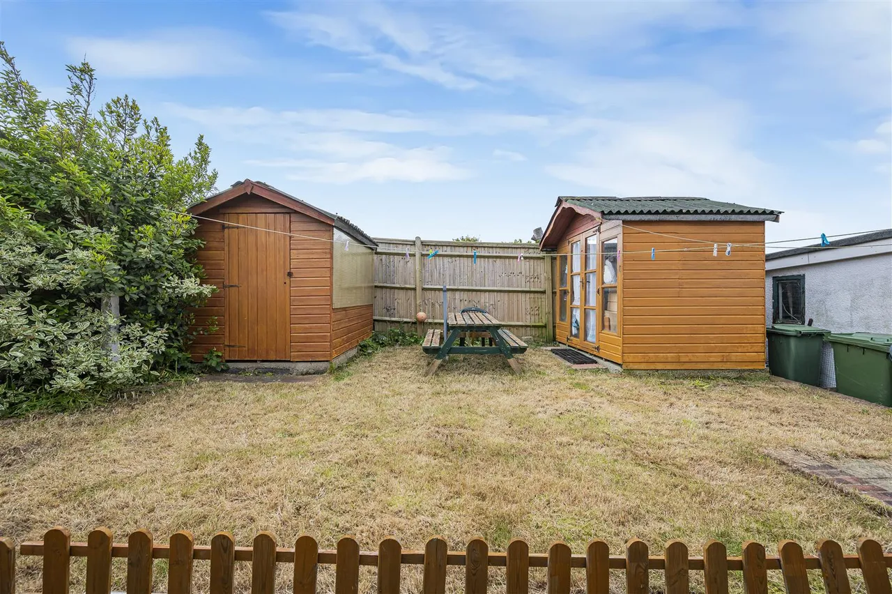 St. Margarets Rise, Seaford, photo 19