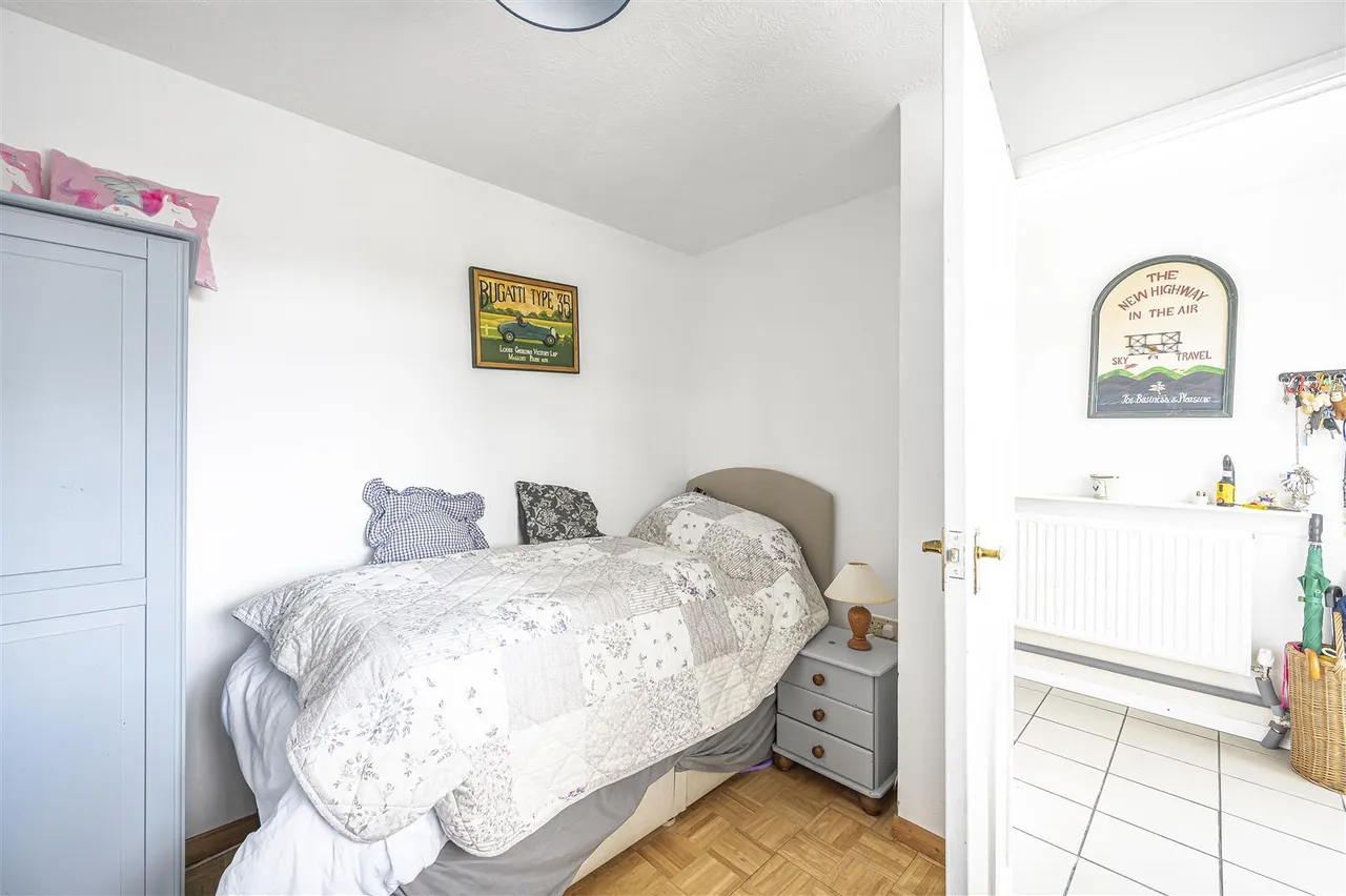 St. Margarets Rise, Seaford, photo 9