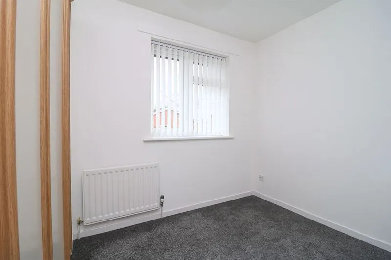 Brook Meadow Road, Shelfield, WS4, photo 11