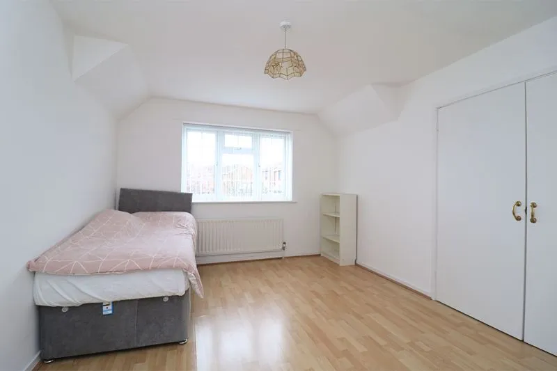 Brook Meadow Road, Shelfield, WS4, photo 7