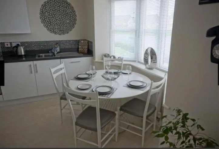 Thruxton Close, Hinckley, LE10, photo 4