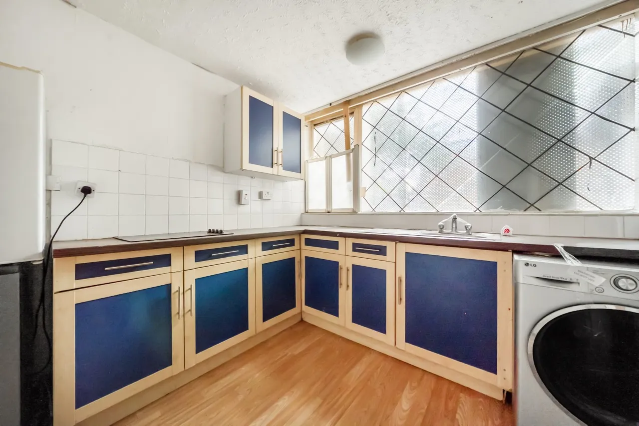 Ebbisham Drive, Vauxhall, London, SW8, photo 7