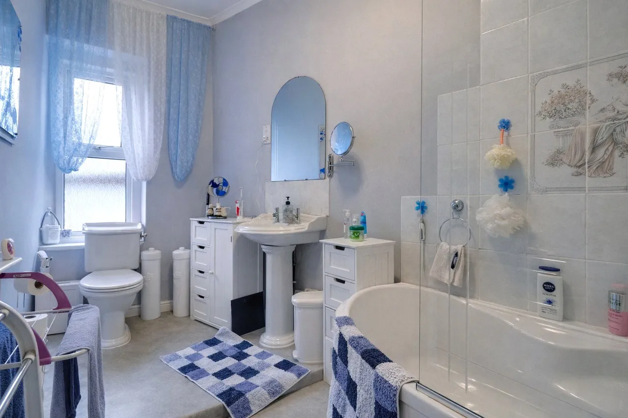 East Street, South Molton, EX36, photo 11
