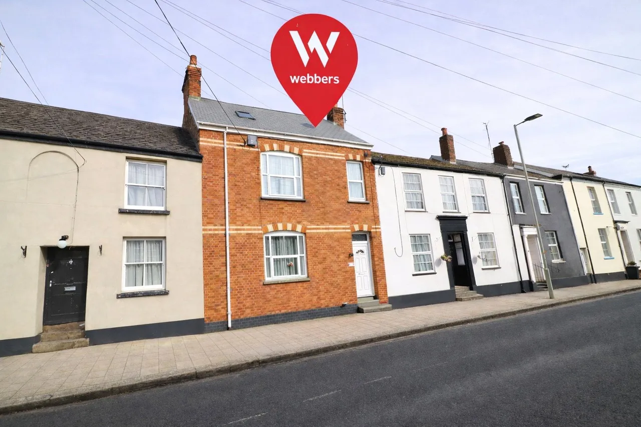 3 bed house for sale, East Street, South Molton, EX36