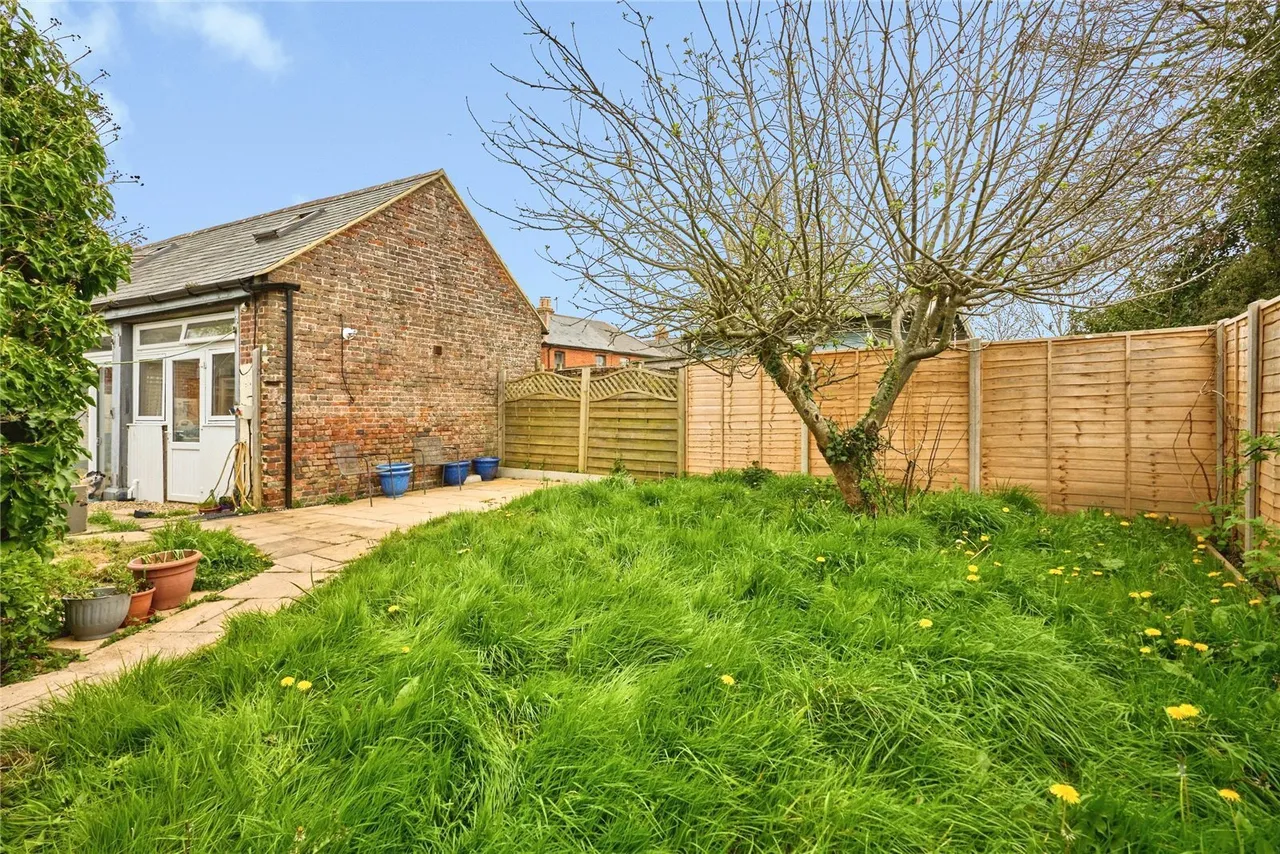 High Street, Bembridge, PO35, photo 6