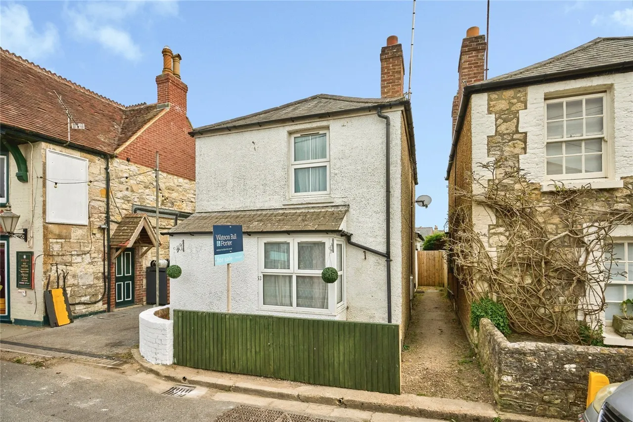 3 bed house for sale, High Street, Bembridge, PO35