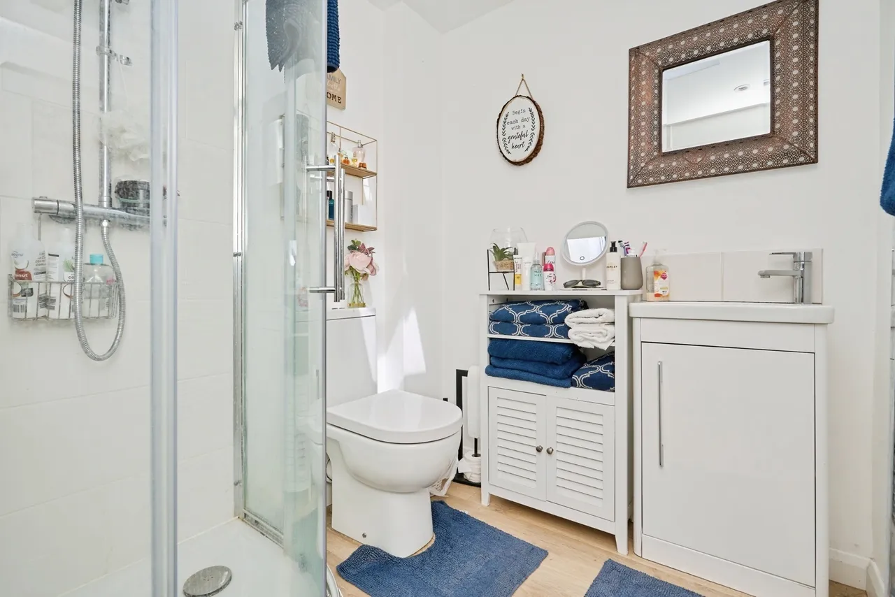 High Street, Bembridge, PO35, photo 7