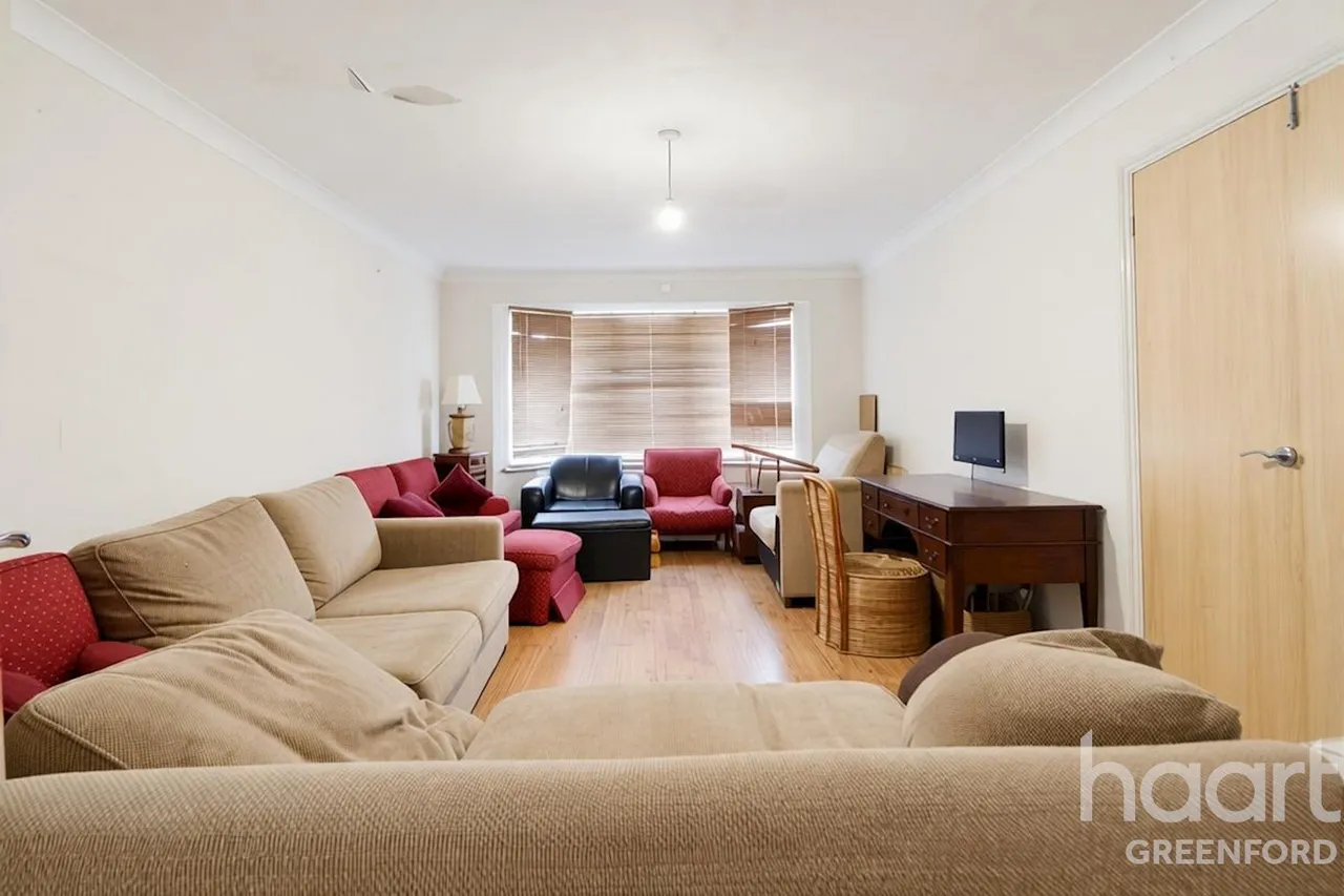 Old Twelve Close, London, W7, photo 8