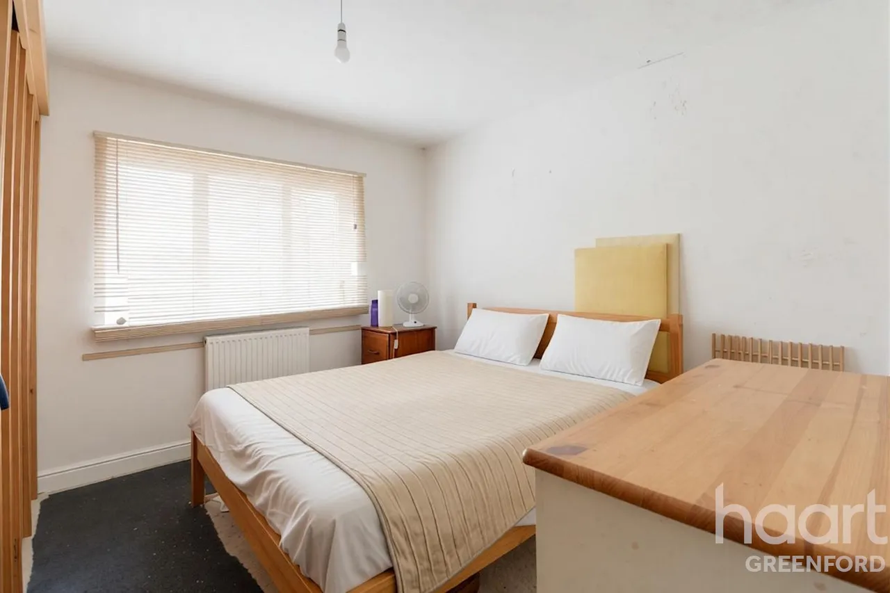 Old Twelve Close, London, W7, photo 11