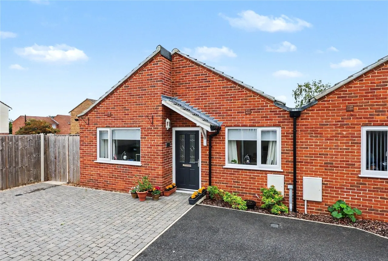 2 bed house for sale — Haverscroft Close, Taverham, Norwich, Norfolk, NR8