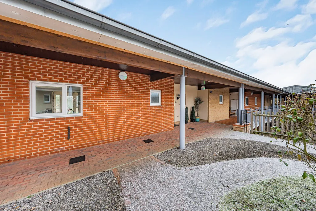 Patrons Way West, Denham Garden Village, UB9, photo 12
