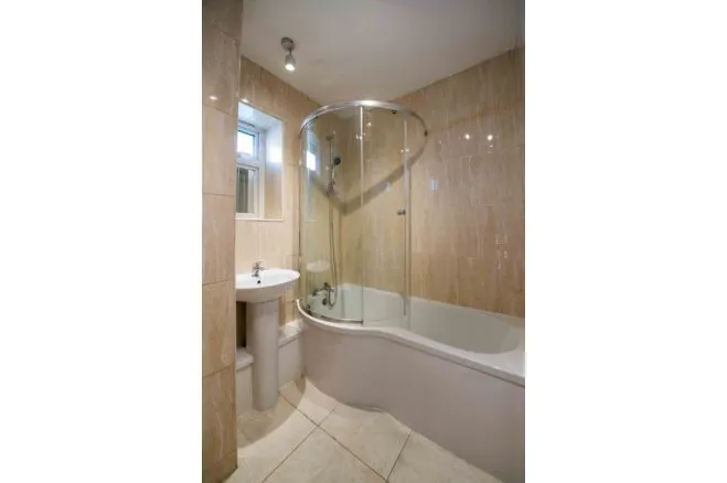 Reddington Drive, Slough, SL3, photo 6