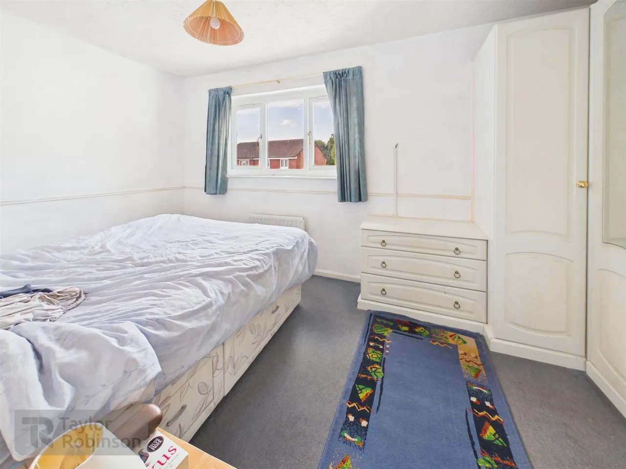 Salterns Road, Maidenbower, RH10, photo 8