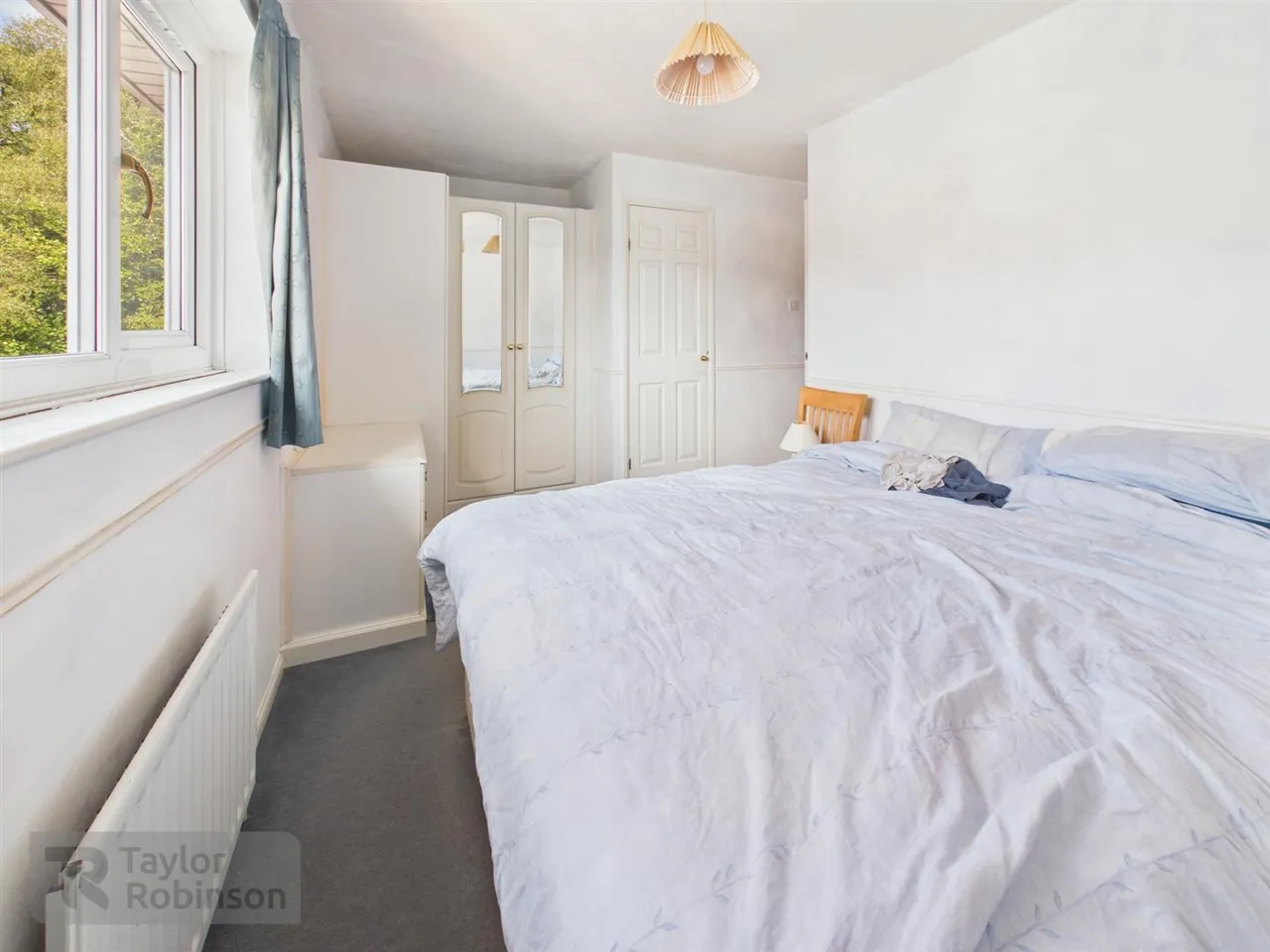 Salterns Road, Maidenbower, RH10, photo 9