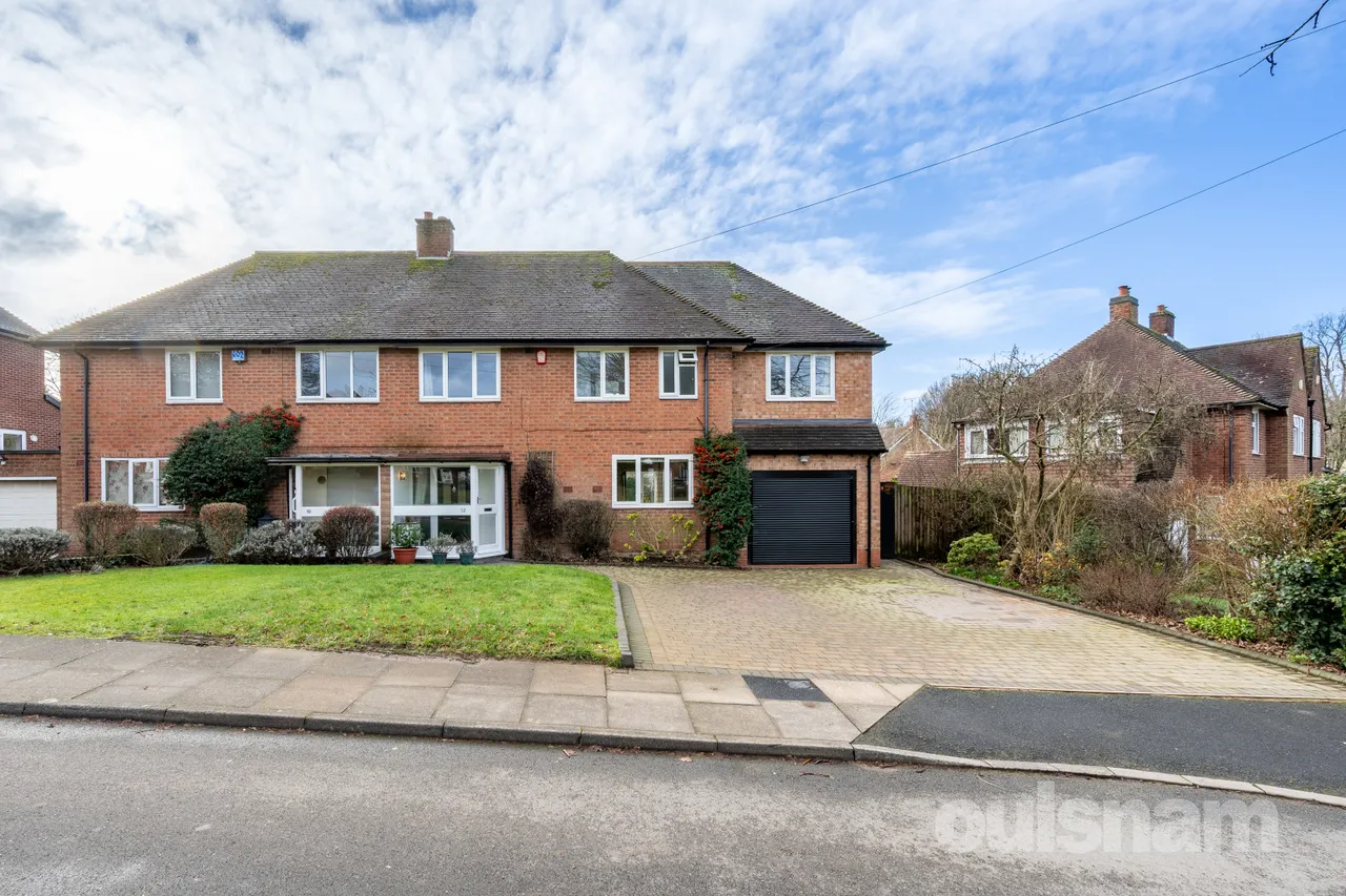 4 bed house for sale — Dinmore Avenue, Bournville Village Trust, Northfield, Birmingham, B31 2BG