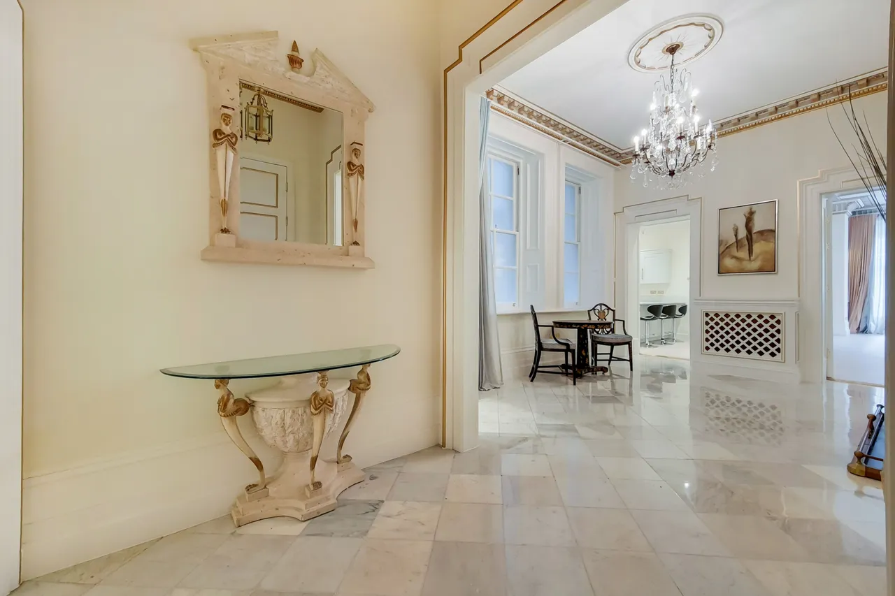11 Albert Hall Mansions, Kensington Gore, London, photo 4