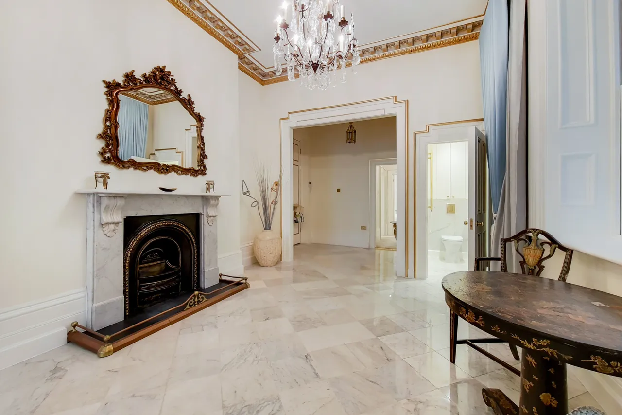 11 Albert Hall Mansions, Kensington Gore, London, photo 6