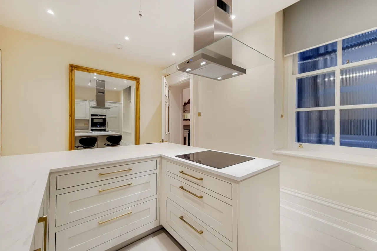 11 Albert Hall Mansions, Kensington Gore, London, photo 8