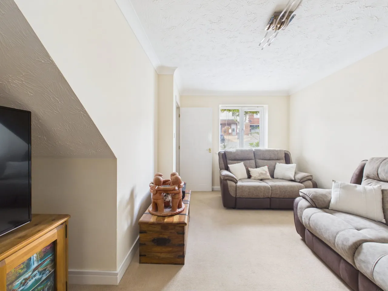 Octavia Place, Lydney, GL15, photo 4
