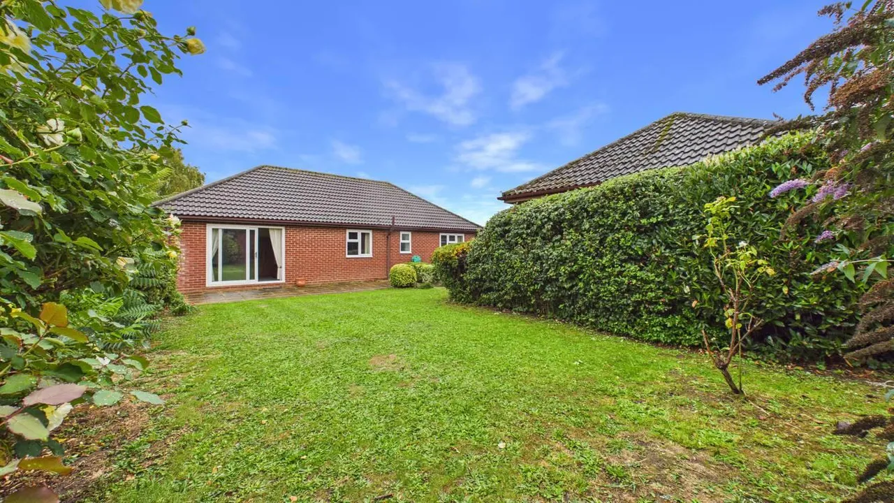 Barkston Close, Bourne, photo 27