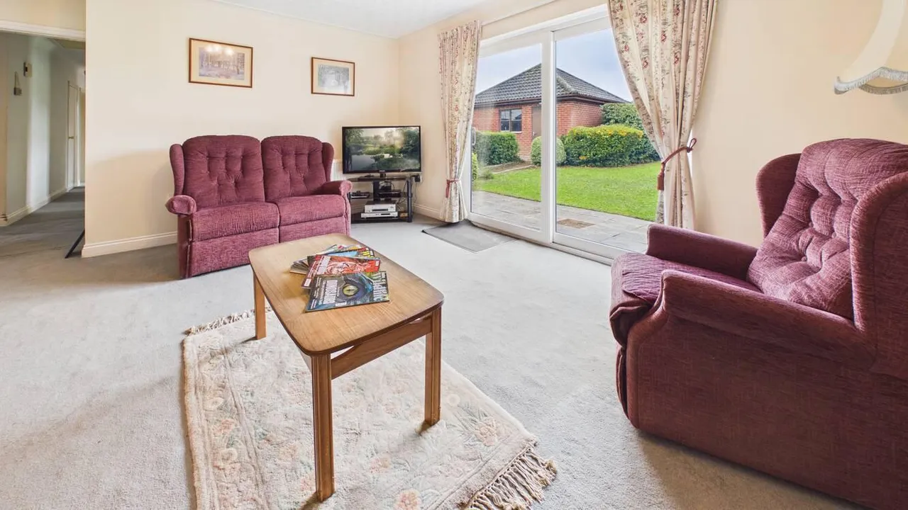Barkston Close, Bourne, photo 7