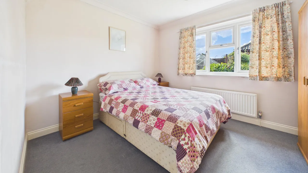 Barkston Close, Bourne, photo 6