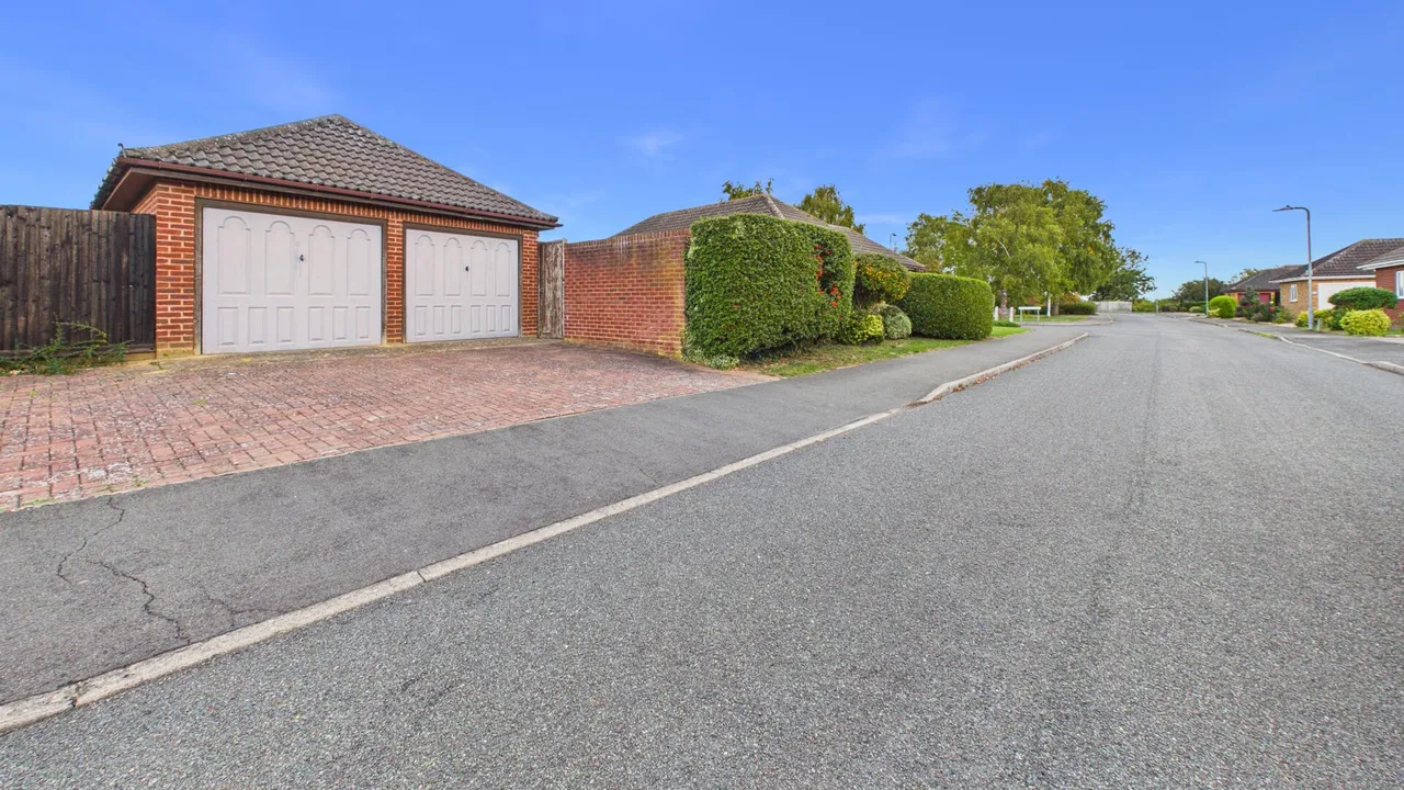 Barkston Close, Bourne, photo 20
