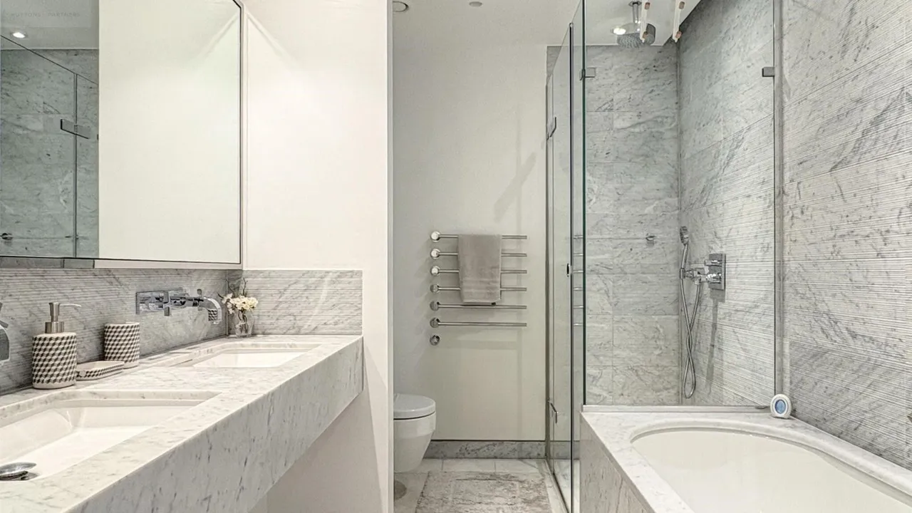 Queensway, London, W2, photo 18