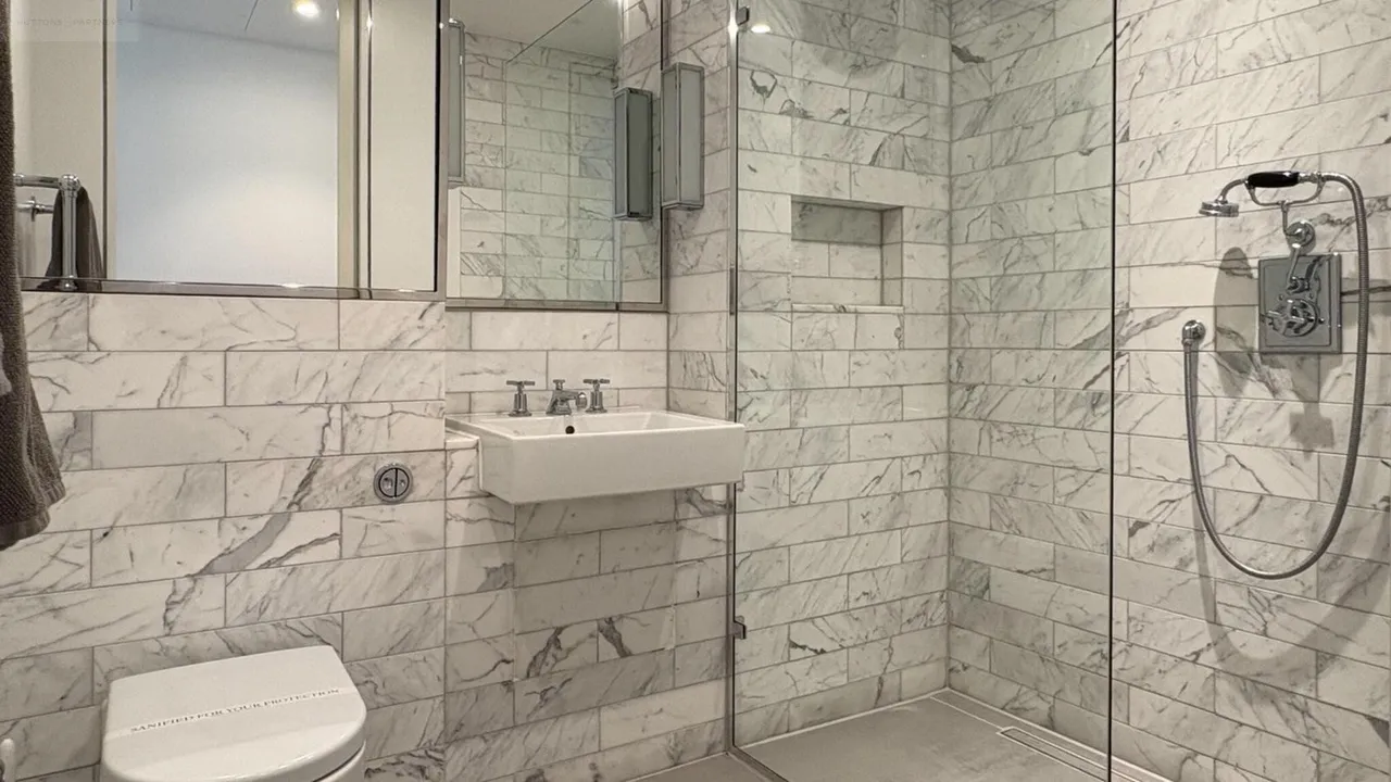 Queensway, London, W2, photo 19