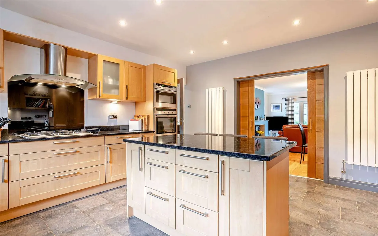 Mill Road, Lisvane, Cardiff, CF14 0XL, photo 5