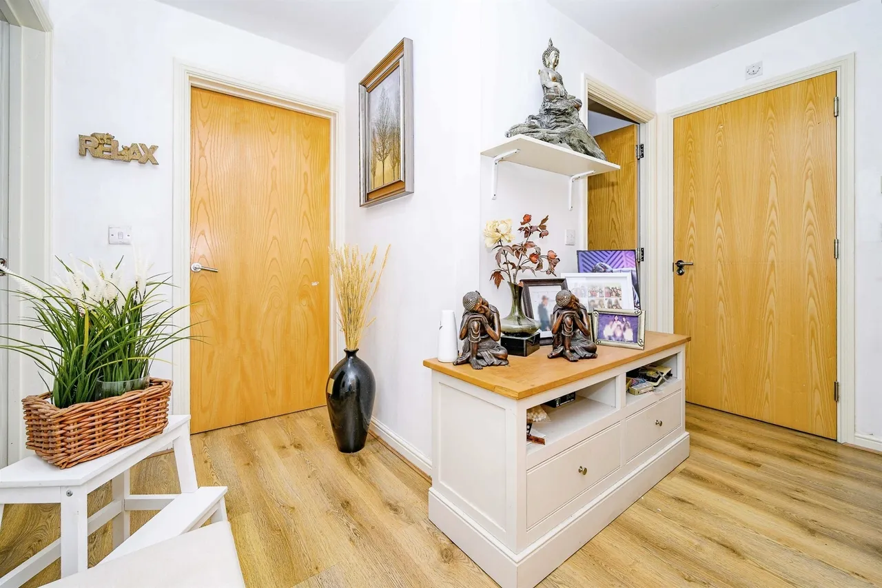 Parkhouse Court, Hatfield, AL10, photo 14