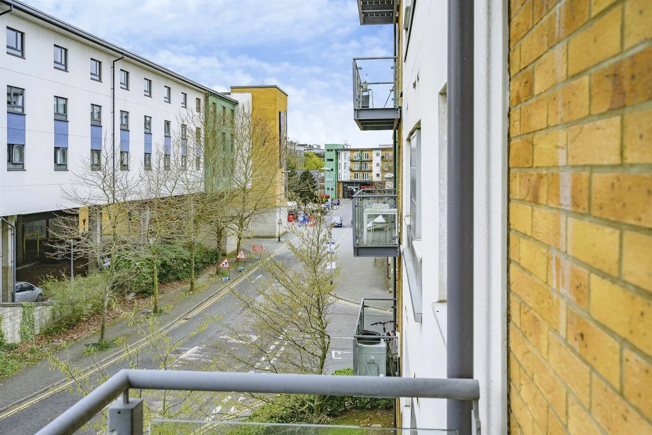 Parkhouse Court, Hatfield, AL10, photo 12